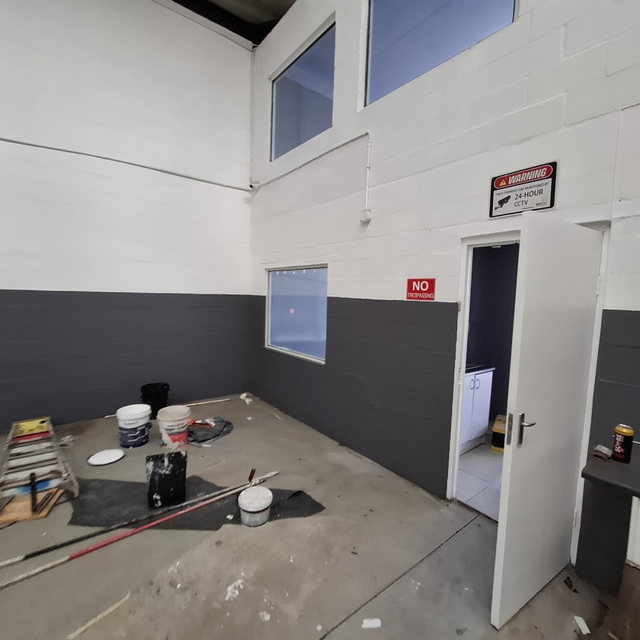 To Let commercial Property for Rent in Stikland Western Cape